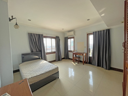 (English Below) 🏘 អគារ (Building) សម្រាប់ជួល នៅជិតផ្លូវ271 	(កូដ៖ A05-062636)