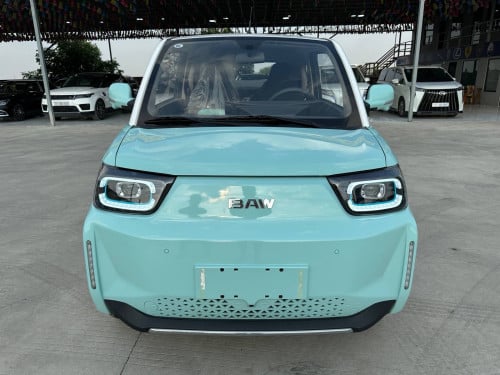 中国北京.   元宝EV 小电车.    续航175公里
