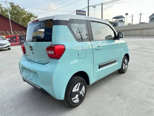 中国北京.   元宝EV 小电车.    续航175公里