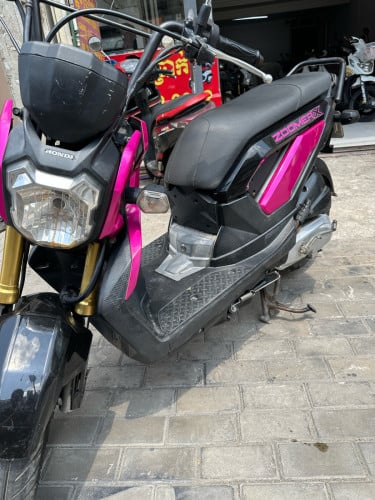 លក់Honda zoomer