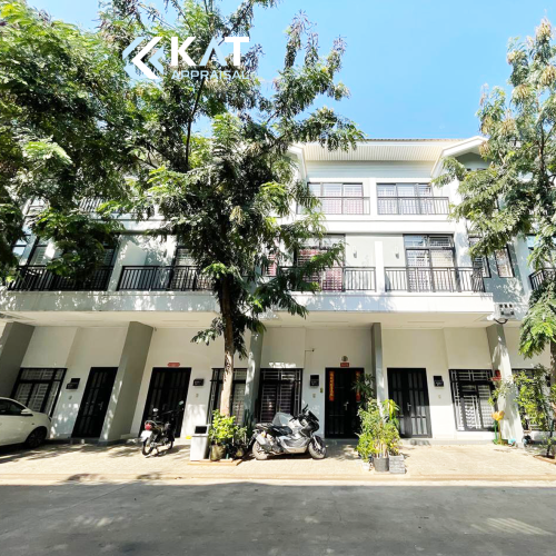 វីឡាកូនកាត់សម្រាប់ជួល | Link house LV For Rent