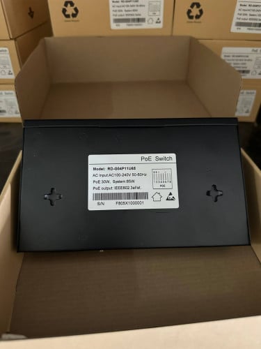 #POE Switch 4 Port  Model: G04 P11U65