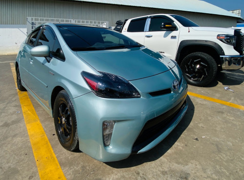 ថ្មីណាស់ Prius 2013 option កប់ deluxe sorla