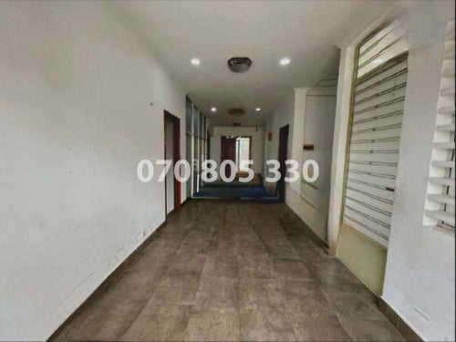 ហាងសំរាប់ជួលបឹងត្របែក  /  Shop for rent Boeng Trabaek