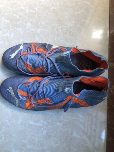 ស្បែកជើងបាល់ទាត់ size 44 mizuno japan