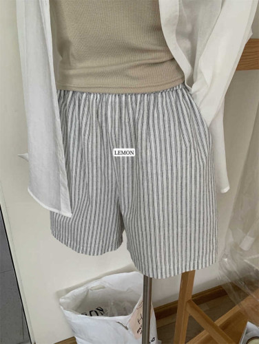 ខោខ្លី មានស្តុក Size S 12$