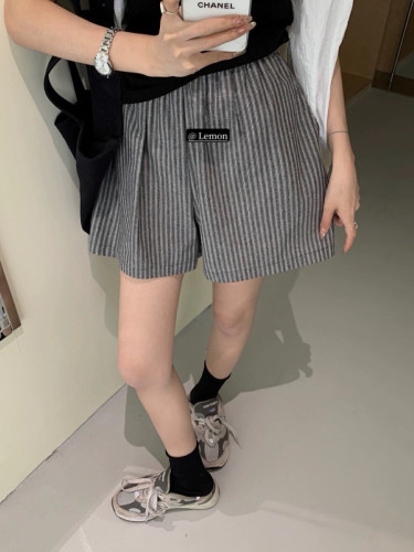 ខោខ្លី មានស្តុក Size S 12$