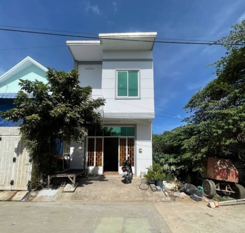 🏦House Available for Urgent Sale at a Special Price (Negotiable).