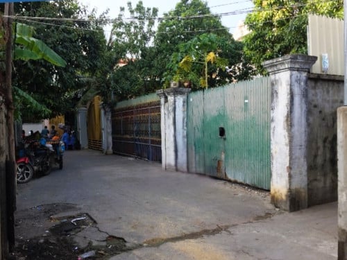 ๐ฆHouse for Available for Urgent Sale at a Special Price (Negotiable).
