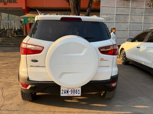 🚔 ឃ្លាំងលក់រថយន្ត សេម អូតូ ខា💰មានសេវាកម្មបង់រំលស់100% 🚗Ford ECOSport Full option  មួយទឹកខ្លាញគោ