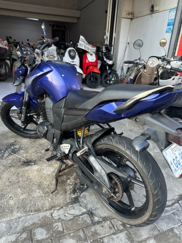 លក់Yamaha FZ390$