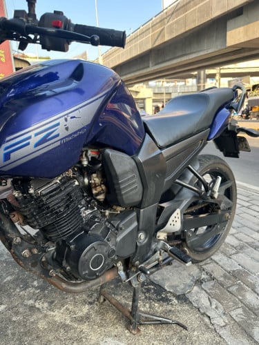 លក់Yamaha FZ390$