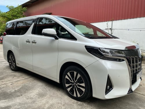 2016 Spec Russia  ឆ្វេង​សុីន​ V6 មិន​បុក​ មិន​ច្រេះ​ ជេីងក្រោមហាប់ណែន​ កៅអី​ធំ​ ក្នុង​ខ្មៅ​
