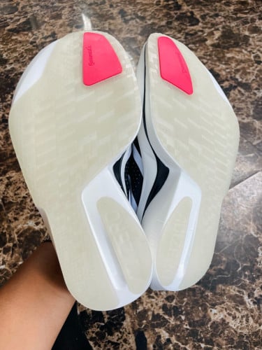 Adizero Adios Pro 3 size 42(Carbon Plate Racing Shoes)