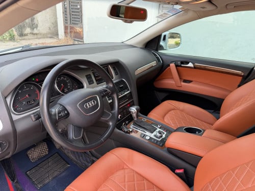 Audi Q7 year 2014 S’line full options