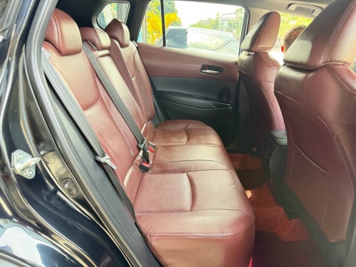 COROLLA. CROSS .2022. Fulloption