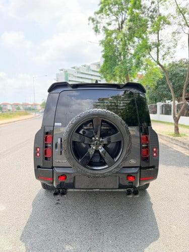 Defender First Edition 2023 តួវែង