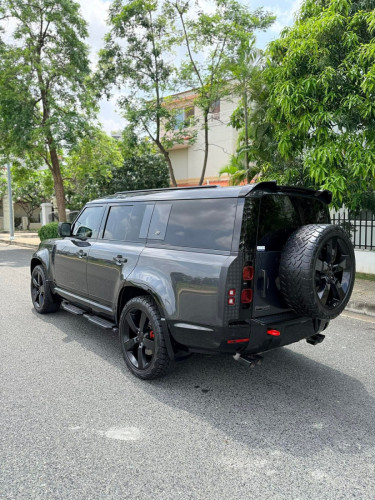 Defender First Edition 2023 តួវែង