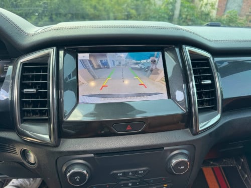 Ford Everest 2020 titanium full