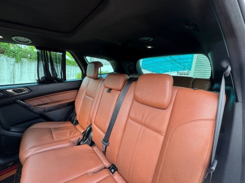 Ford Everest 2020 titanium full