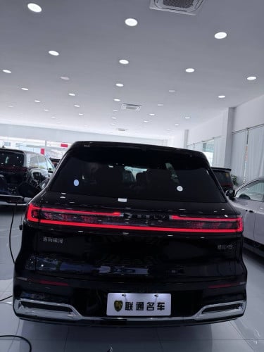 Geely M9 in stock ប៉ុង 2