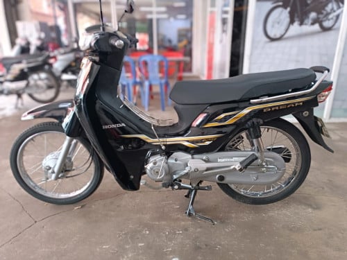 Honda Dream 023