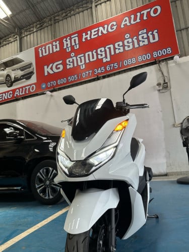 HONDA PCX 021