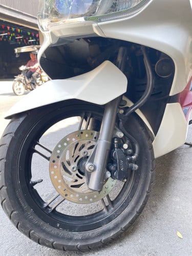 Honda PCX 2015 តម្លៃ 1170$ មានកាតគ្រី ☎️0969928327☎️