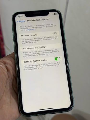 iPhone 11 (64)G