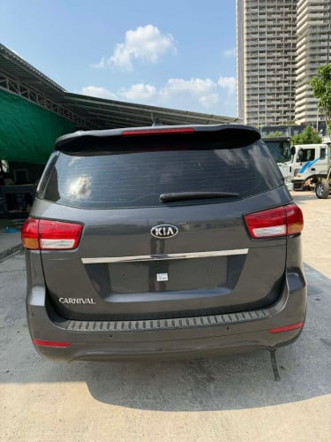Kia carnival 2015