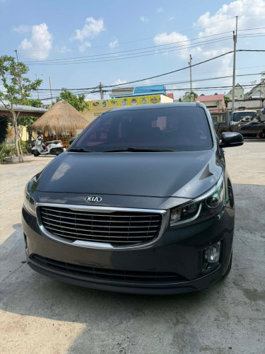 Kia carnival 2015