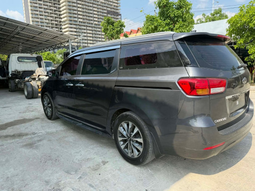 Kia carnival 2015