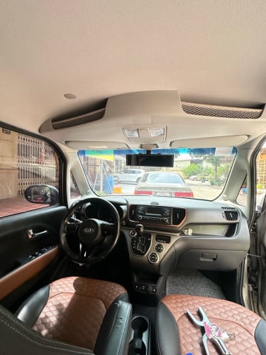 12800$ Kia Ray 2018 Silver ក្រដាស់ពន្ធ