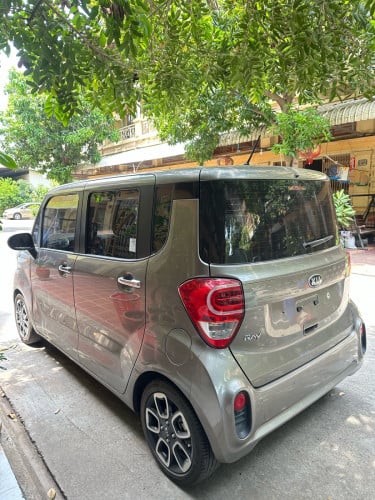12800$ Kia Ray 2018 Silver ក្រដាស់ពន្ធ