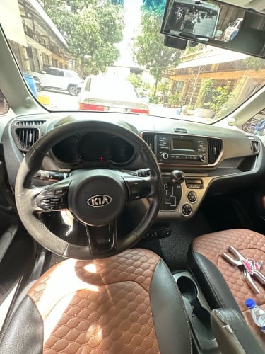 12800$ Kia Ray 2018 Silver ក្រដាស់ពន្ធ