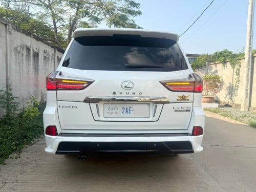 Lexus 570. ឆ្នាំ 2015 ឡេីង 2021 ឡេីង ក្នុង ក្រៅ Arab