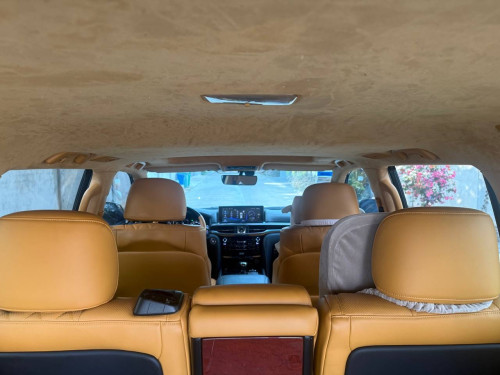 Lexus 570. ឆ្នាំ 2015 ឡេីង 2021 ឡេីង ក្នុង ក្រៅ Arab