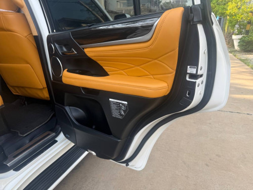 Lexus 570. ឆ្នាំ 2015 ឡេីង 2021 ឡេីង ក្នុង ក្រៅ Arab