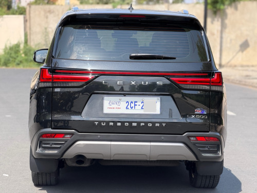 Lexus LX600 ឆ្នាំ2024 Turbo sport Full Option 25 Speakers ម្ចាស់ដើមប្រើបាន1មុឺនគីឡូជាង នៅស្កុត1ជុំ