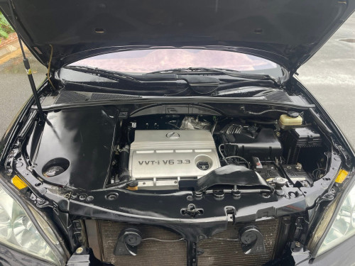 Lexus Rex 330 black