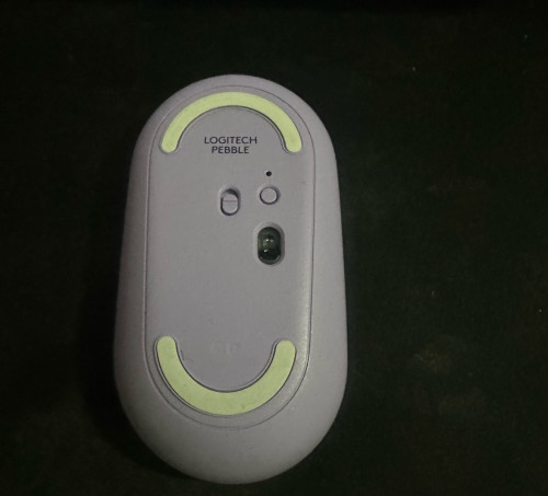 Logitech pebble mouse - Bluetooth and wireless Purple color-95% new