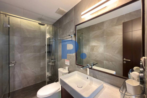 Modern 1 Bedroom Apartment for RENT near Independence Monument