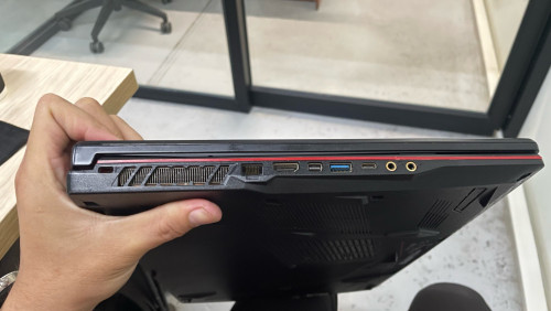 MSI GL73 9SE The best For (Design & Game) 650$