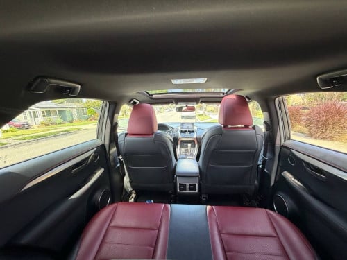Nx200t F sport 2015 ក្នុងឆេីរី​ បូតុង​5 ប៉ុង​ពីរ​ ឡានកាលី