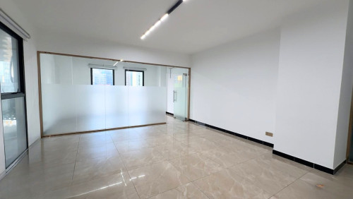 $600/month_OFFICE SPACE FOR LEASE _ BKK1_ Floor 9