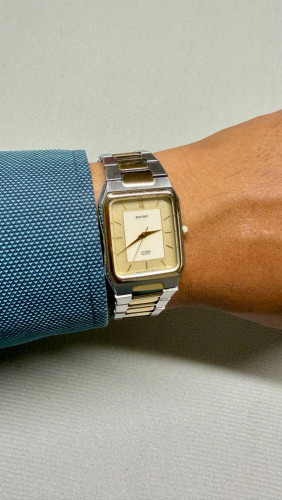 Original Vintage CITIZEN Exceed Tank Quartz Slim Two-Tone Champagne Dial 1997 - (Condition 70%)