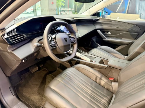 Peugeot 408 Allure