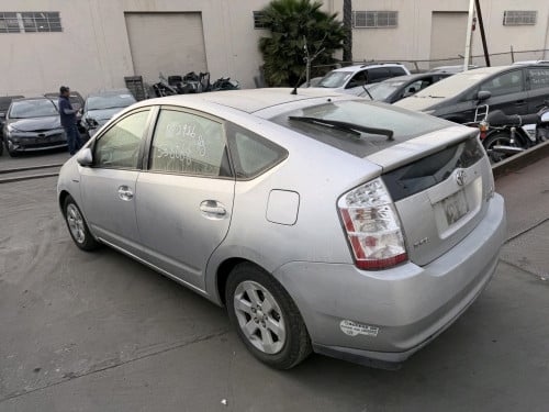 Prius2006 full ពណ័ប្រាក់