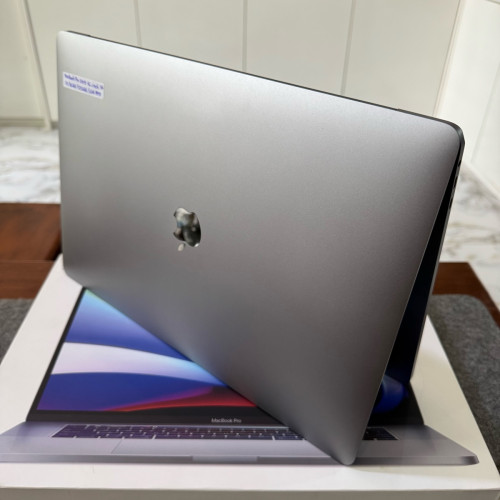 MacBook Pro 2019 16-inch CPU i7 | 16G | 512G | VGA 4G មួយទឹកស្អាត ធានា 3 ខែ
