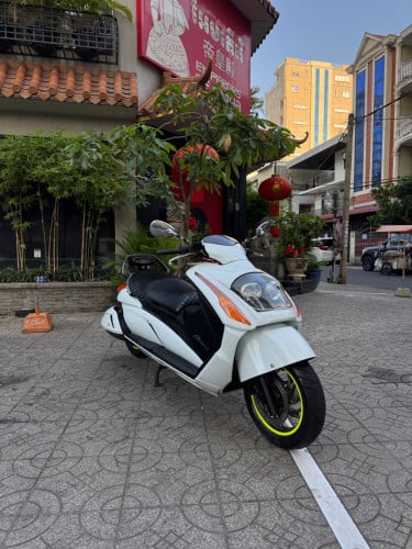 Suzuki Gemma